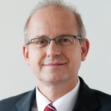 Dieses Bild zeigt Prof. Dr. Norbert Frühauf